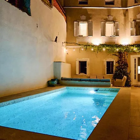 Dom wakacyjny Pet Friendly In Novi Vinodolski